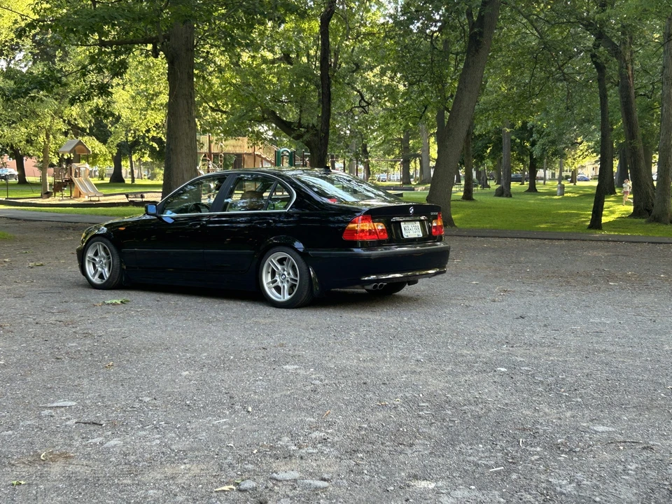 2004 BMW E46 330i & 330Ci - Image 8 of 31