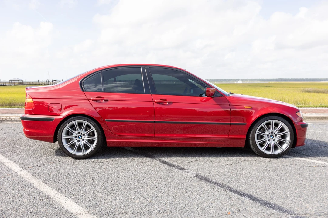 2004 BMW E46 330i & 330Ci - Image 8 of 31
