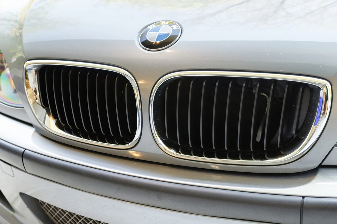2004 BMW E46 330i & 330Ci - Image 24 of 31