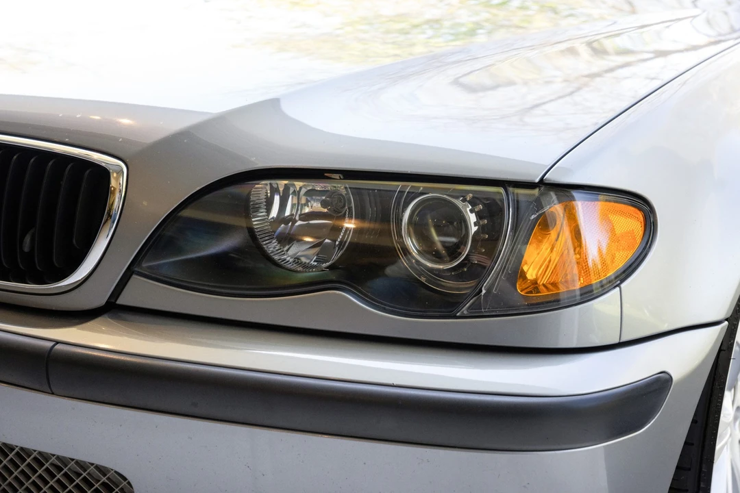 2004 BMW E46 330i & 330Ci - Image 14 of 31
