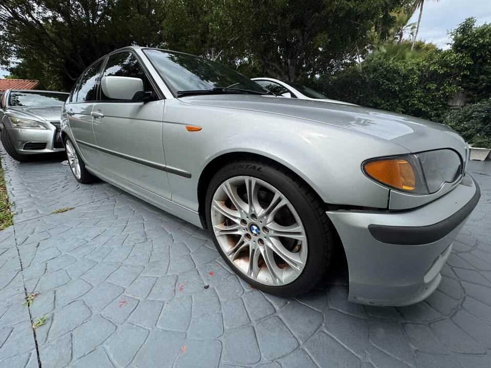 2004 BMW E46 330i & 330Ci - Image 2 of 31