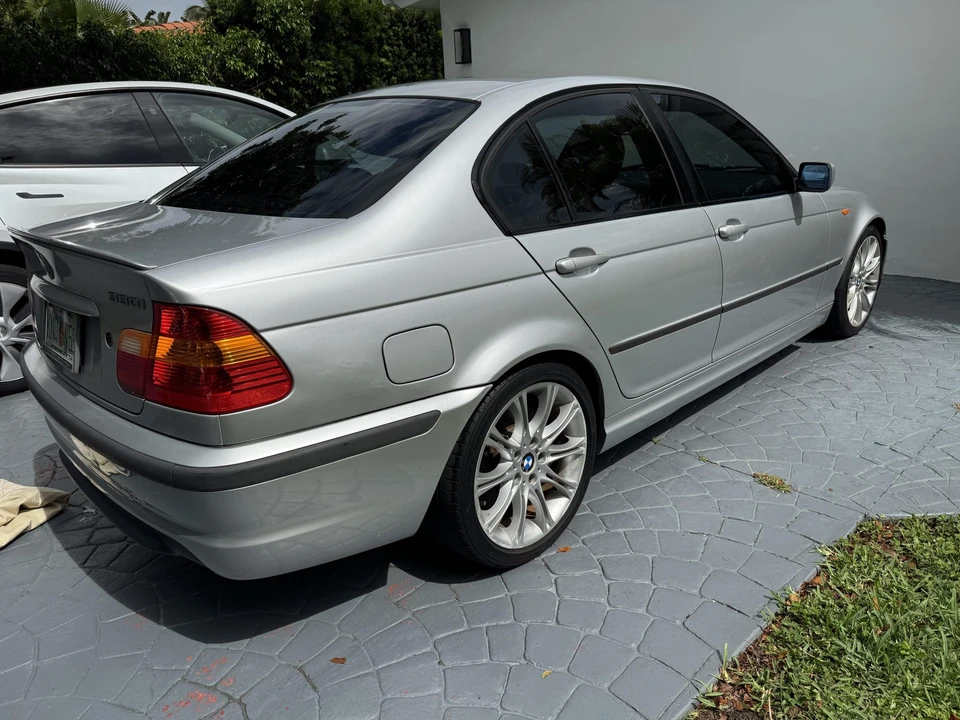 2004 BMW E46 330i & 330Ci - Image 4 of 31