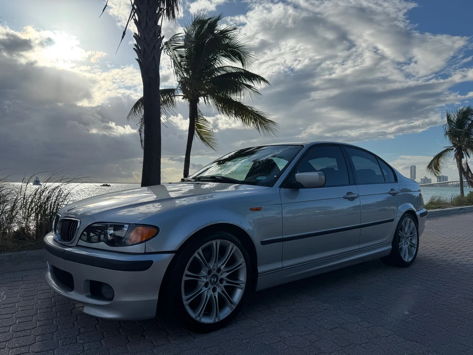 2004 BMW E46 330i & 330Ci - Image 11 of 31