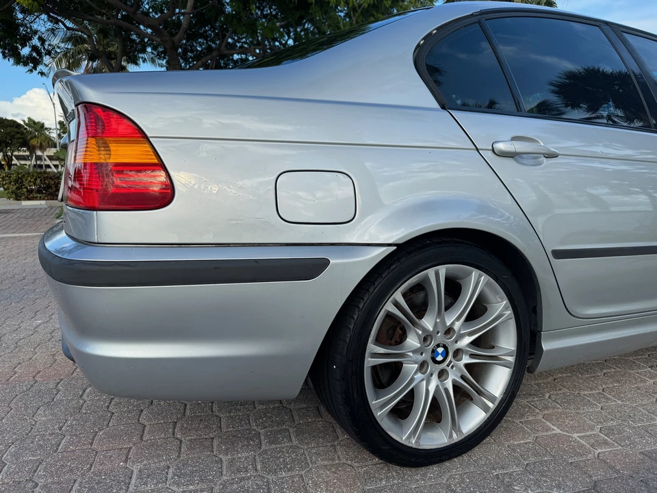 2004 BMW E46 330i & 330Ci - Image 17 of 31