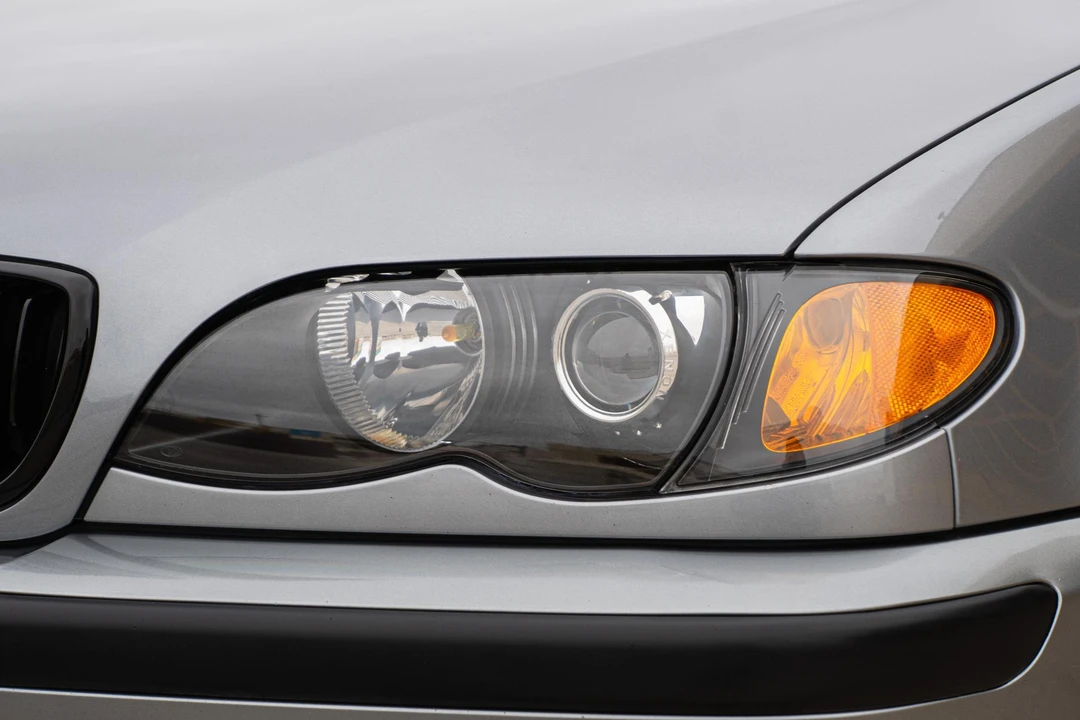 2004 BMW E46 330i & 330Ci - Image 22 of 31
