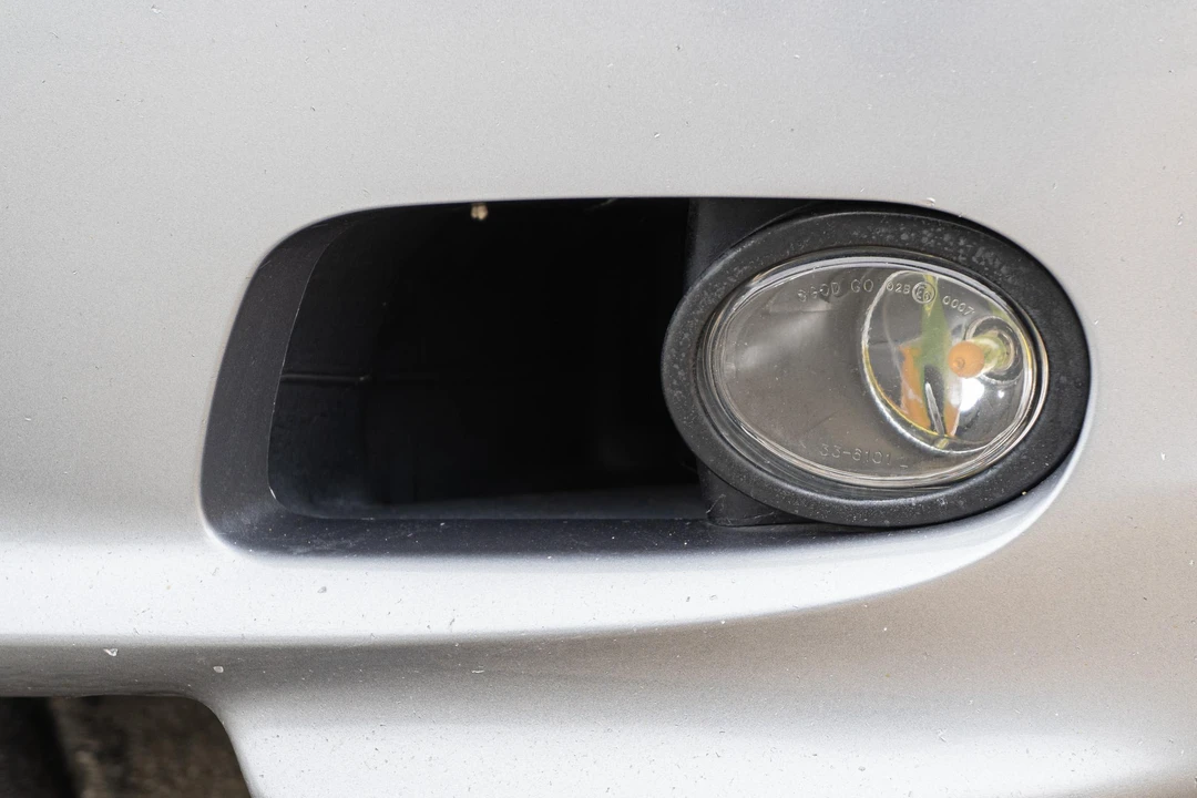 2004 BMW E46 330i & 330Ci - Image 23 of 31