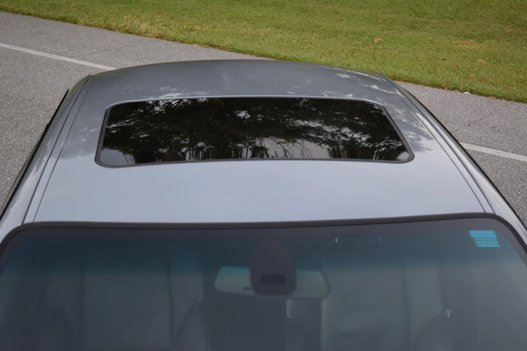 2004 BMW E46 330i & 330Ci - Image 14 of 31