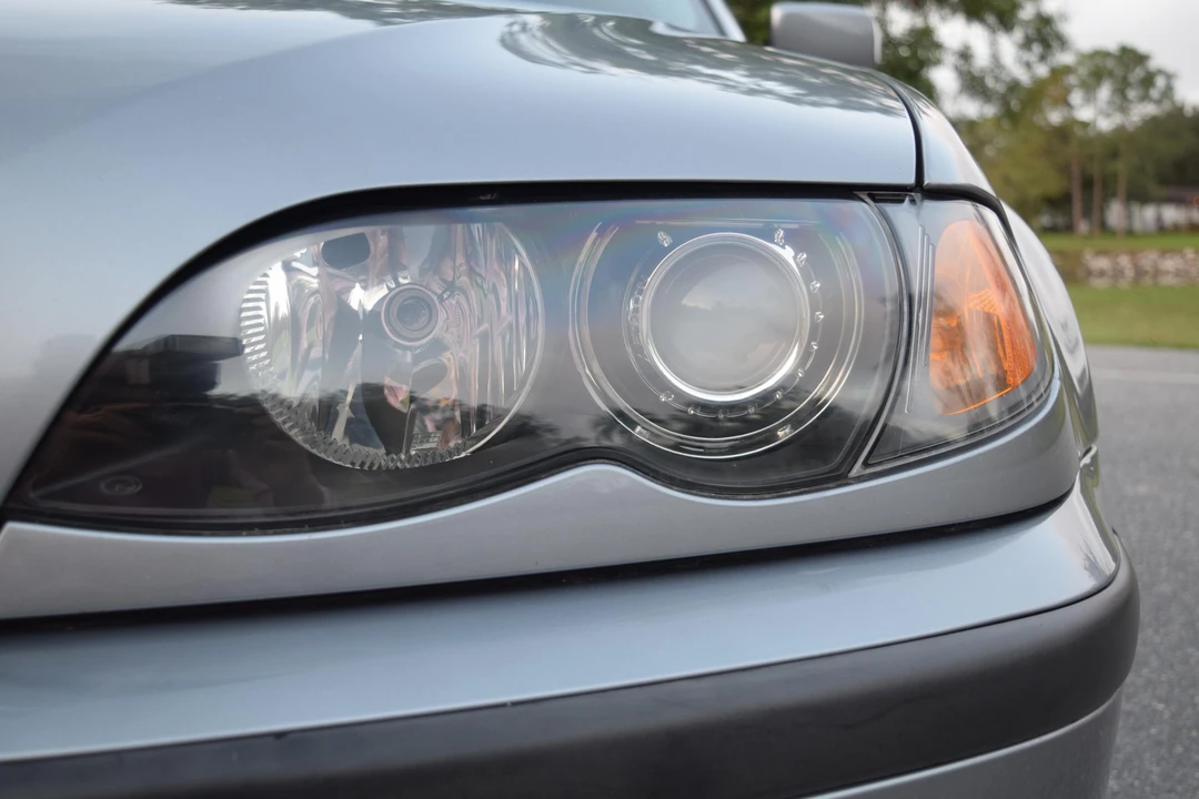 2004 BMW E46 330i & 330Ci - Image 21 of 31