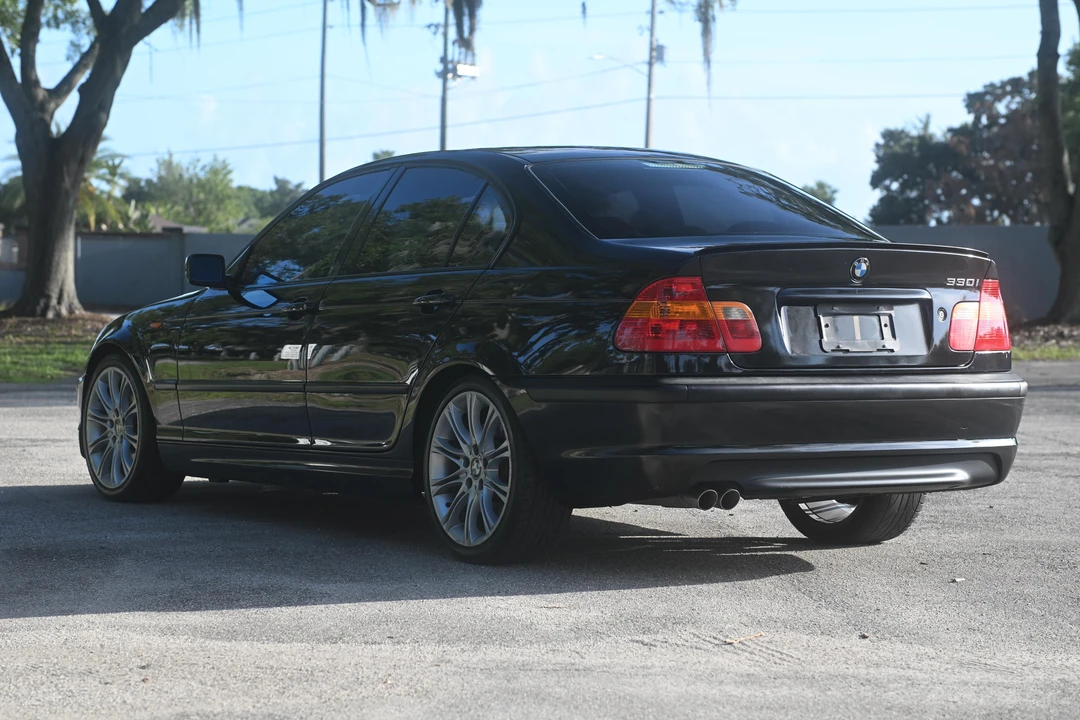 2004 BMW E46 330i & 330Ci - Image 10 of 31