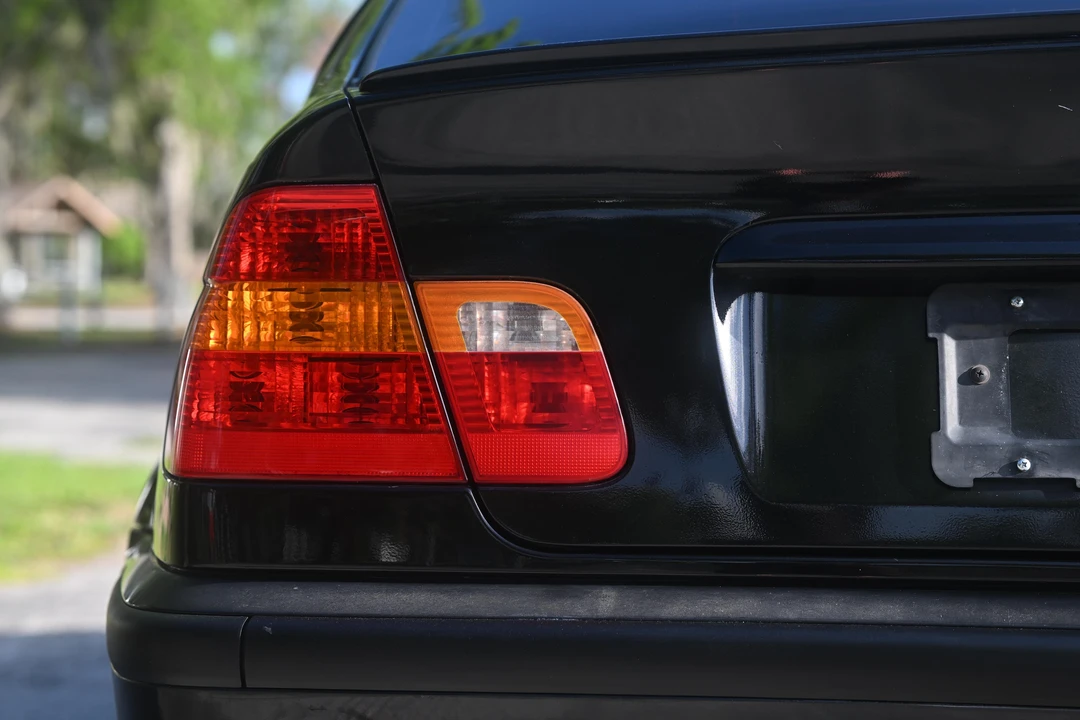 2004 BMW E46 330i & 330Ci - Image 23 of 31