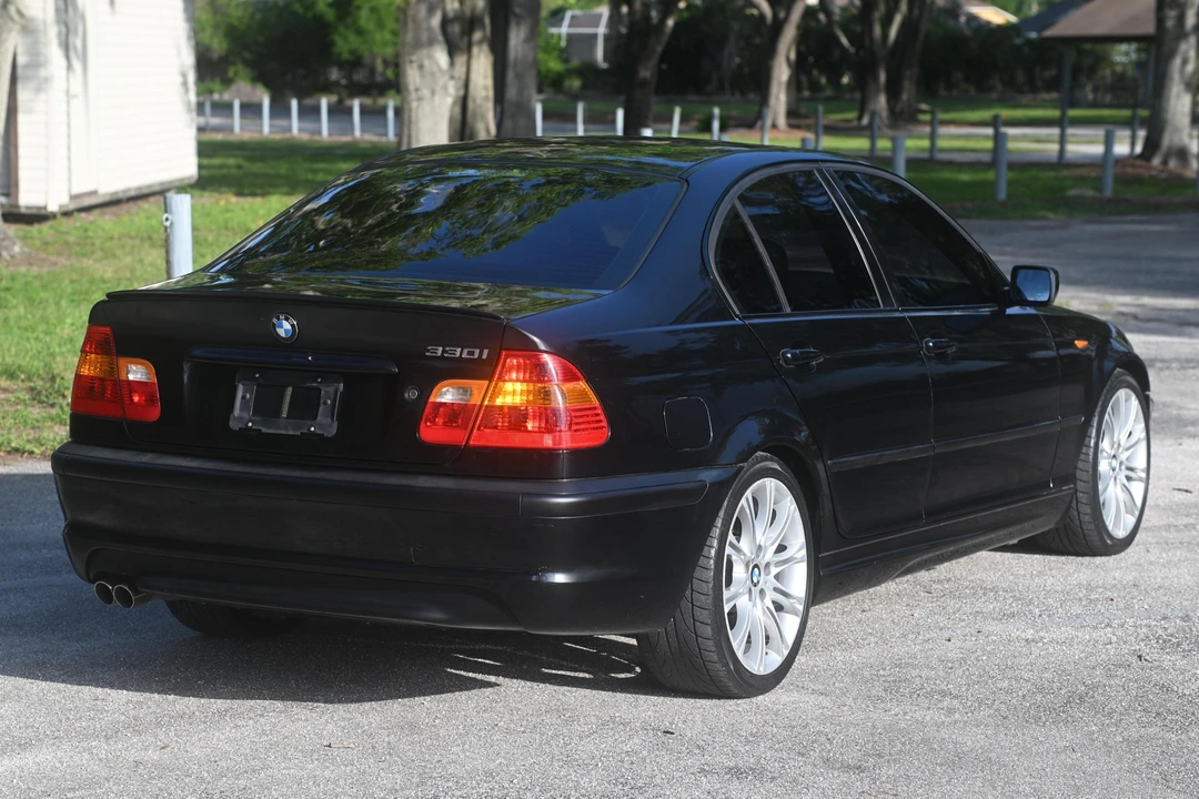 2004 BMW E46 330i & 330Ci - Image 4 of 31