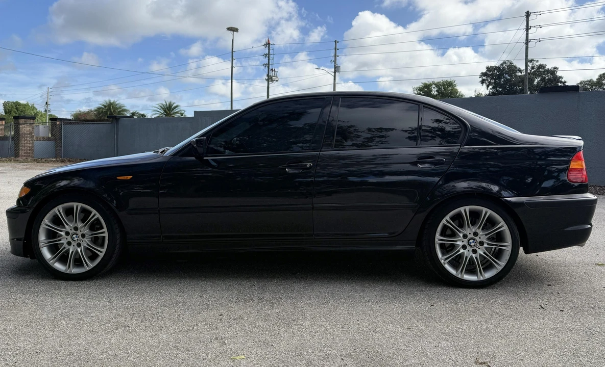 2004 BMW E46 330i & 330Ci - Image 9 of 31