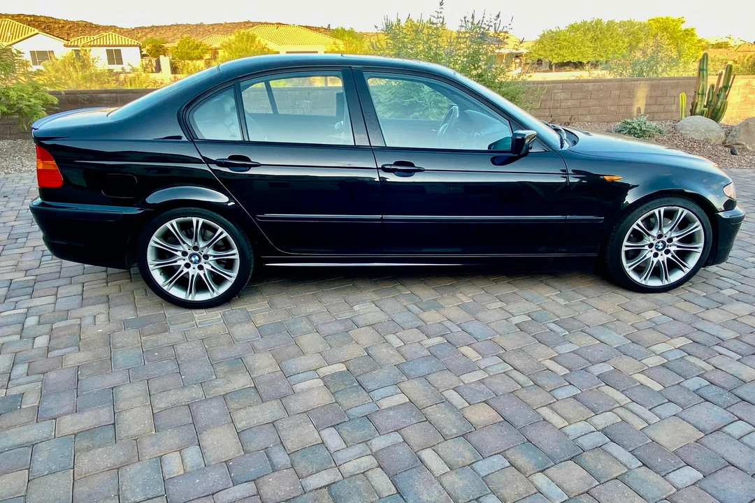 2004 BMW E46 330i & 330Ci - Image 10 of 31