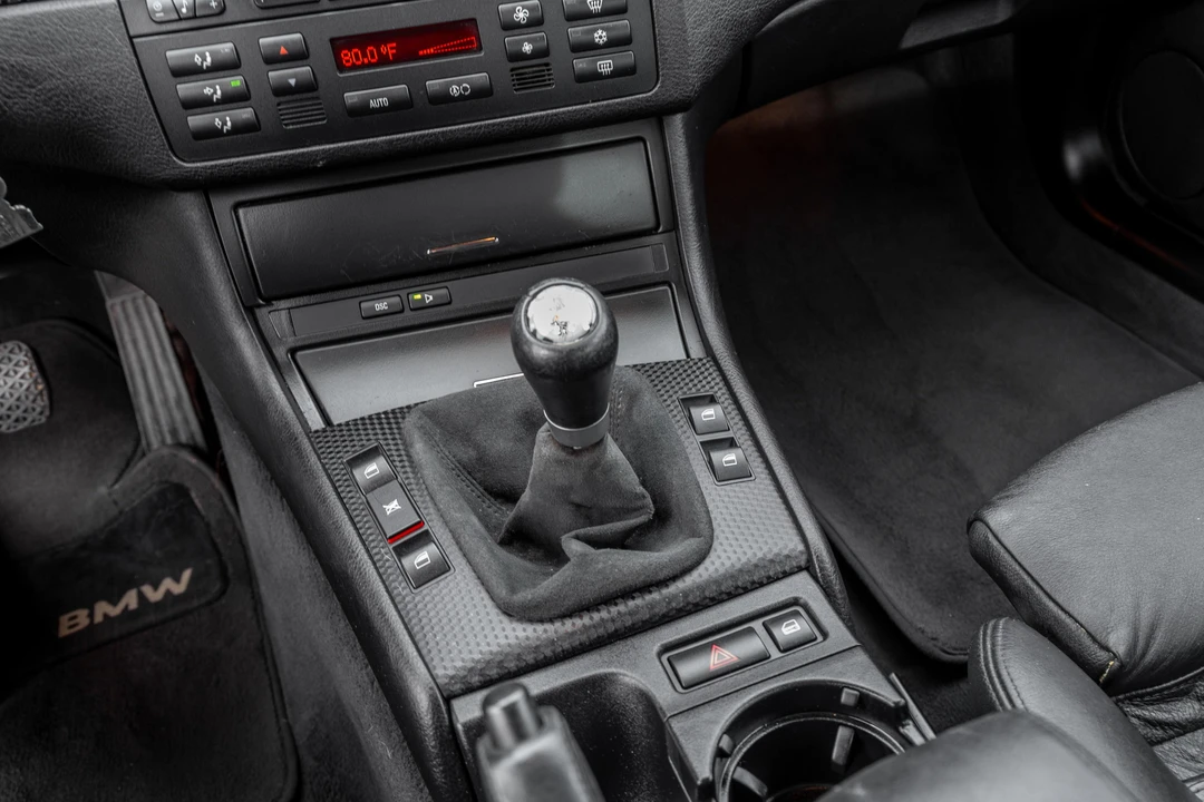 2004 BMW E46 330i & 330Ci - Image 19 of 31