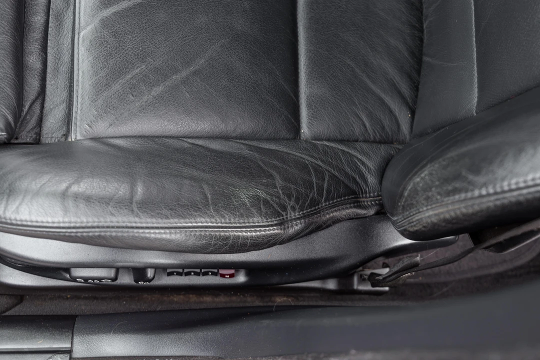 2004 BMW E46 330i & 330Ci - Image 22 of 31