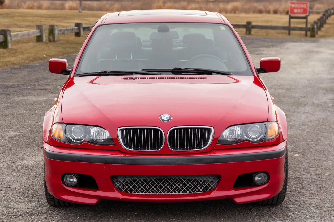 2004 BMW E46 330i & 330Ci - Image 2 of 31