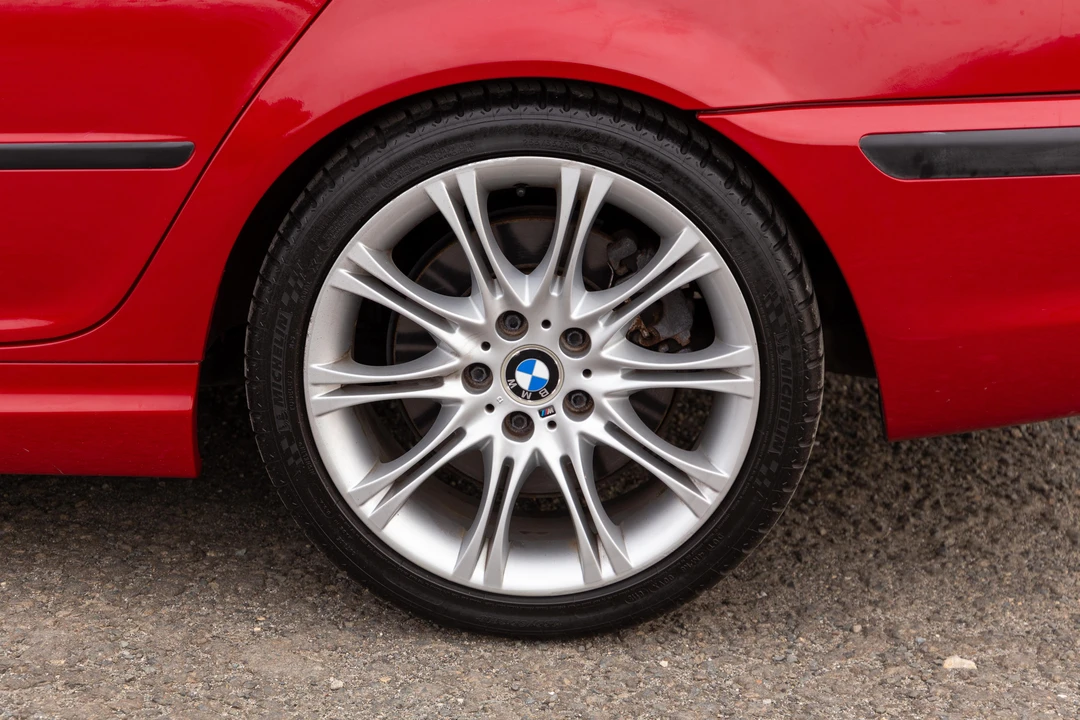 2004 BMW E46 330i & 330Ci - Image 14 of 31