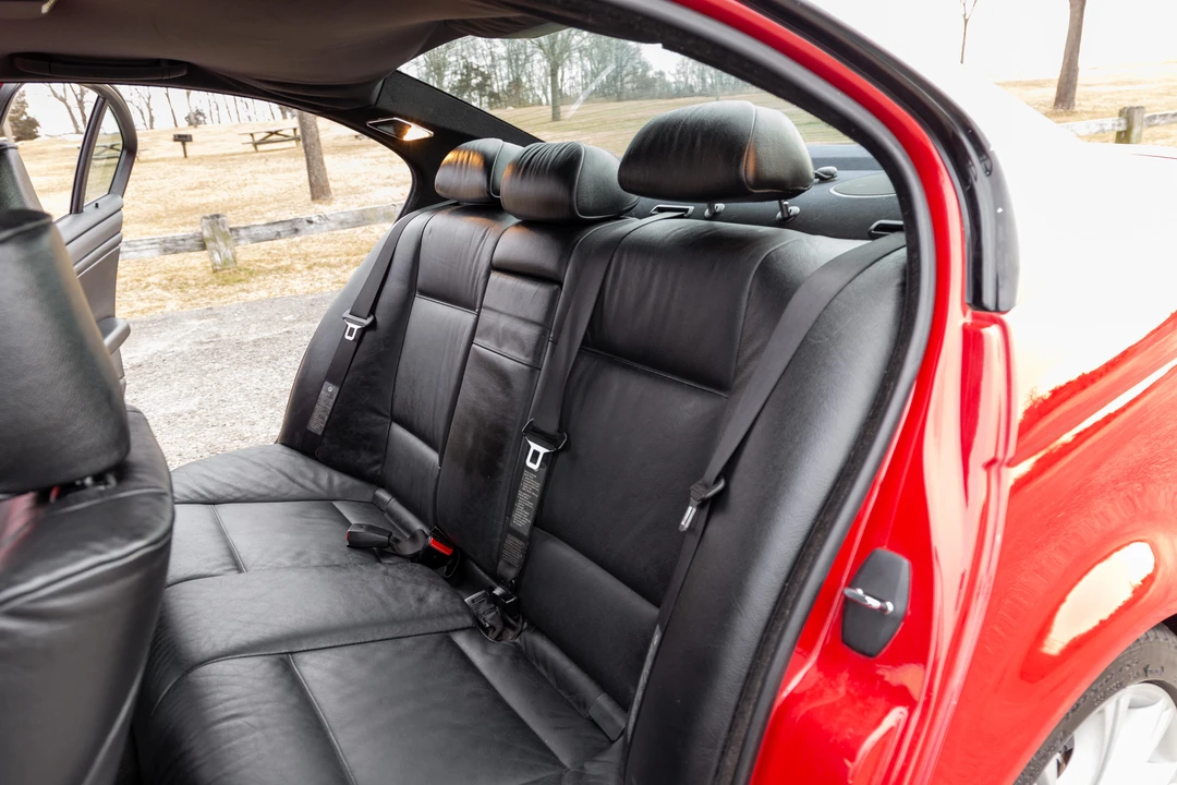 2004 BMW E46 330i & 330Ci - Image 25 of 31