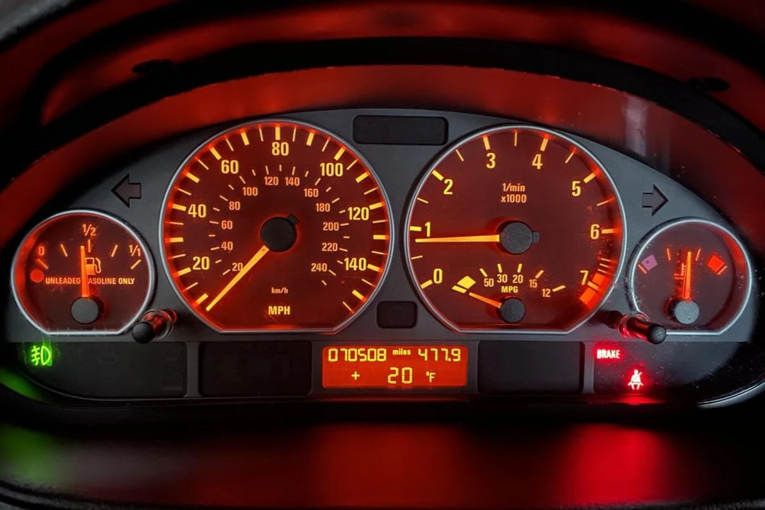 2004 BMW E46 330i & 330Ci - Image 20 of 31