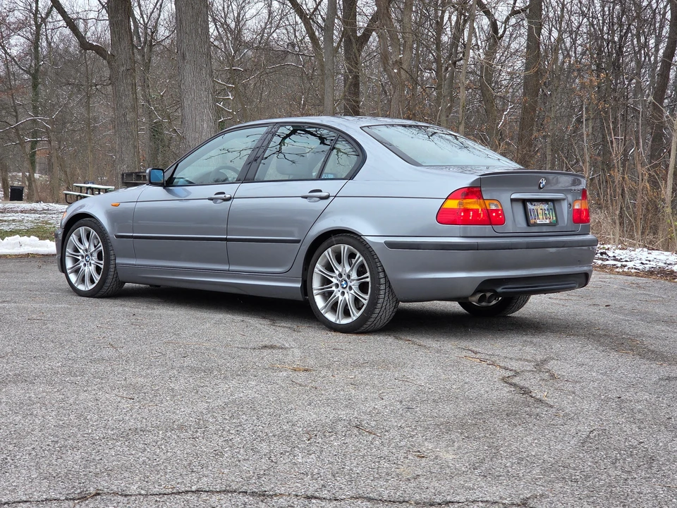 2004 BMW E46 330i & 330Ci - Image 13 of 31