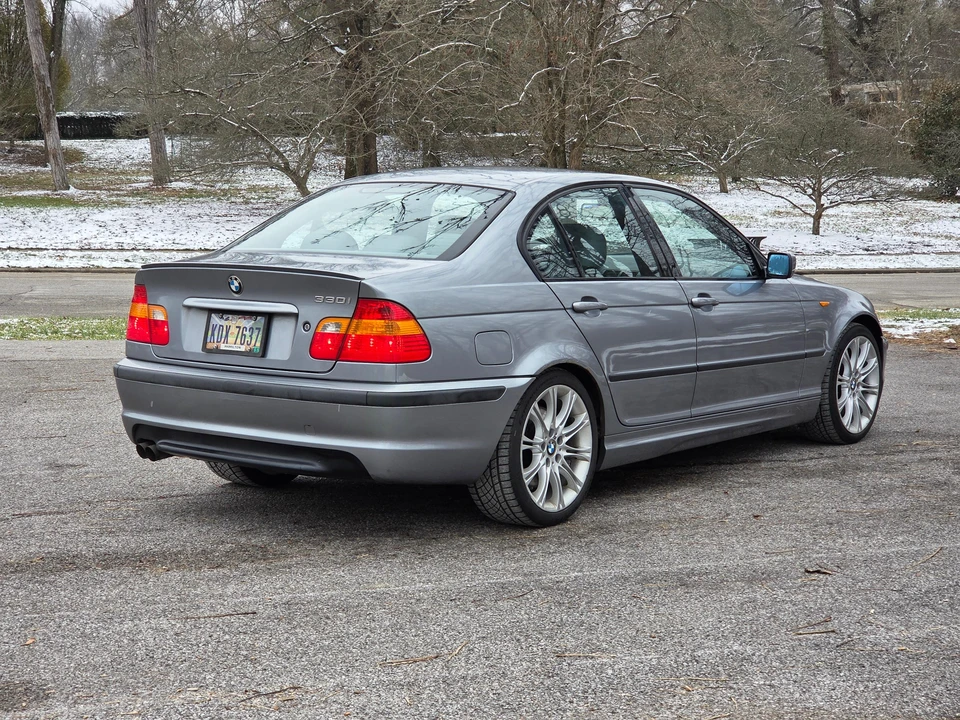 2004 BMW E46 330i & 330Ci - Image 17 of 31