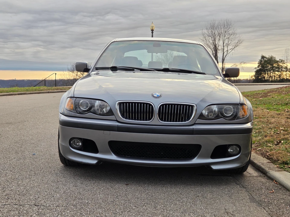 2004 BMW E46 330i & 330Ci - Image 25 of 31