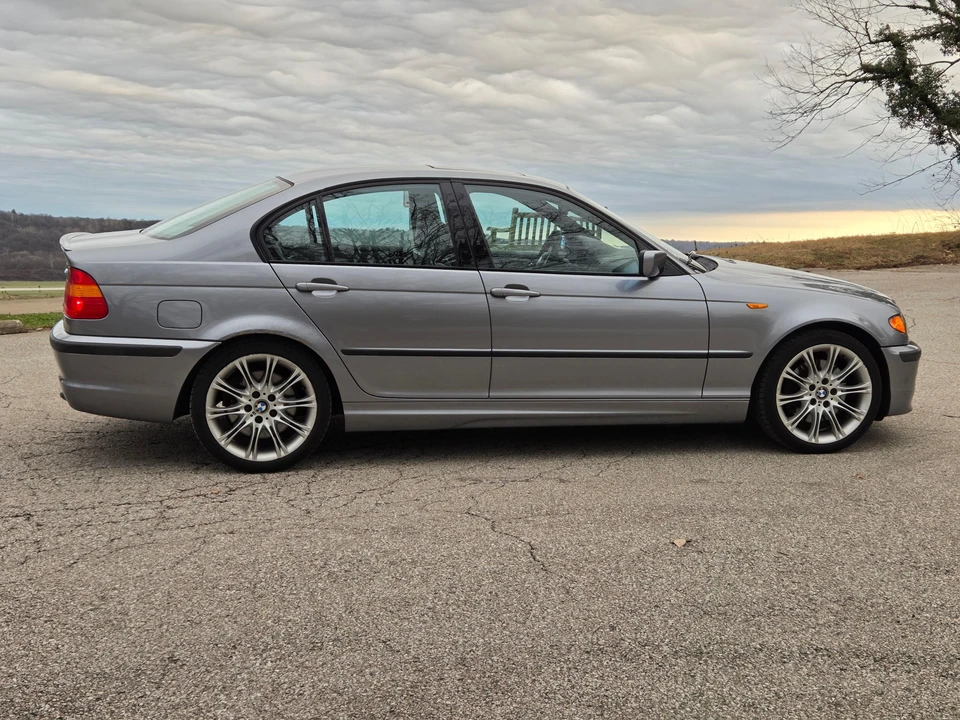 2004 BMW E46 330i & 330Ci - Image 19 of 31