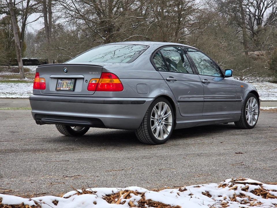 2004 BMW E46 330i & 330Ci - Image 16 of 31