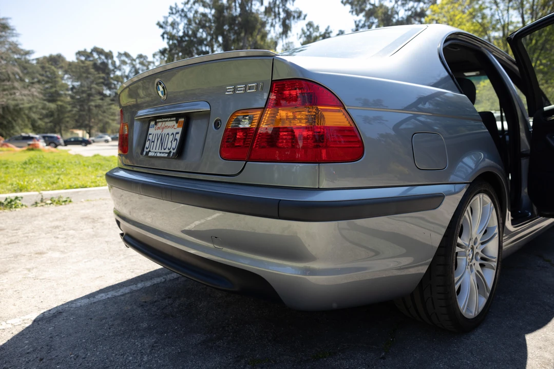2004 BMW E46 330i & 330Ci - Image 16 of 30