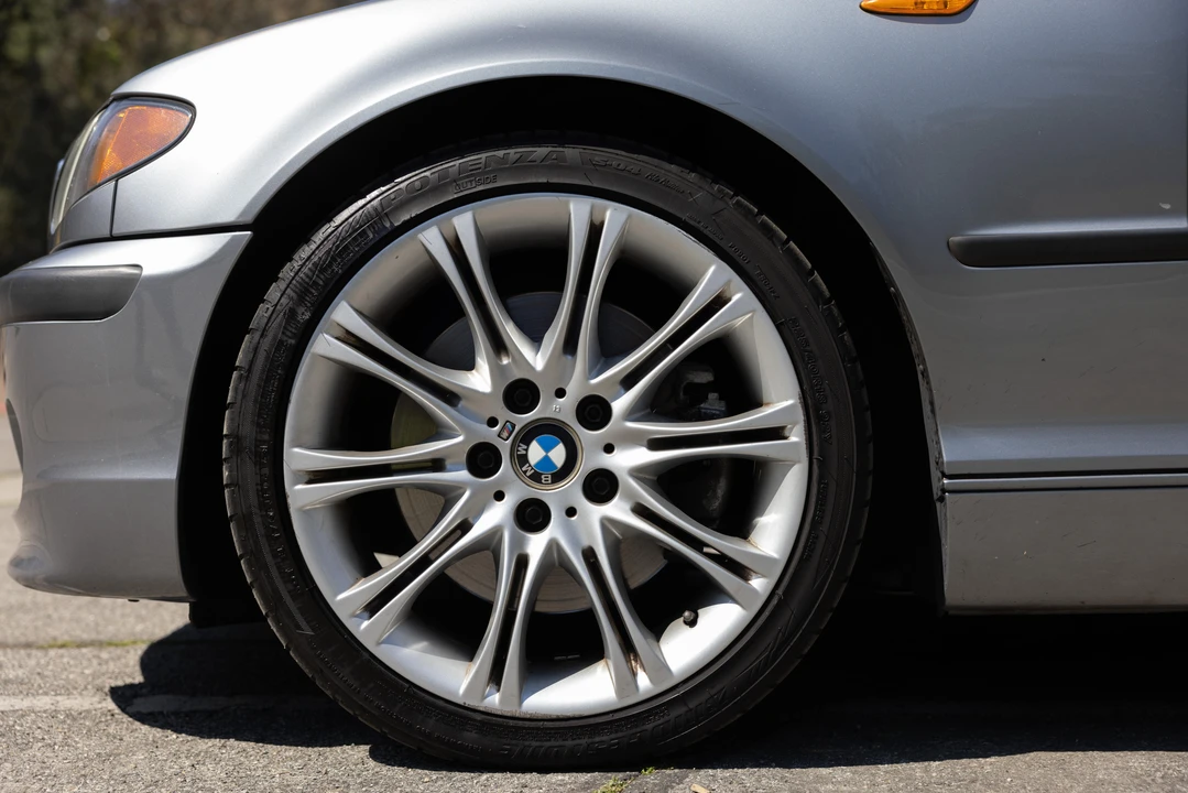 2004 BMW E46 330i & 330Ci - Image 18 of 30