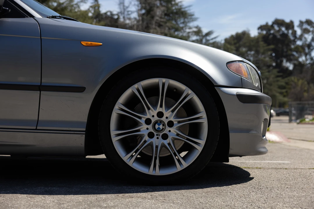 2004 BMW E46 330i & 330Ci - Image 21 of 30