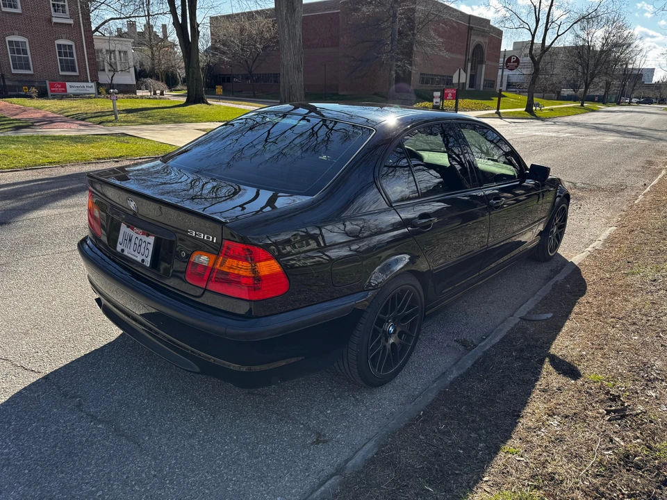 2004 BMW E46 330i & 330Ci - Image 12 of 31