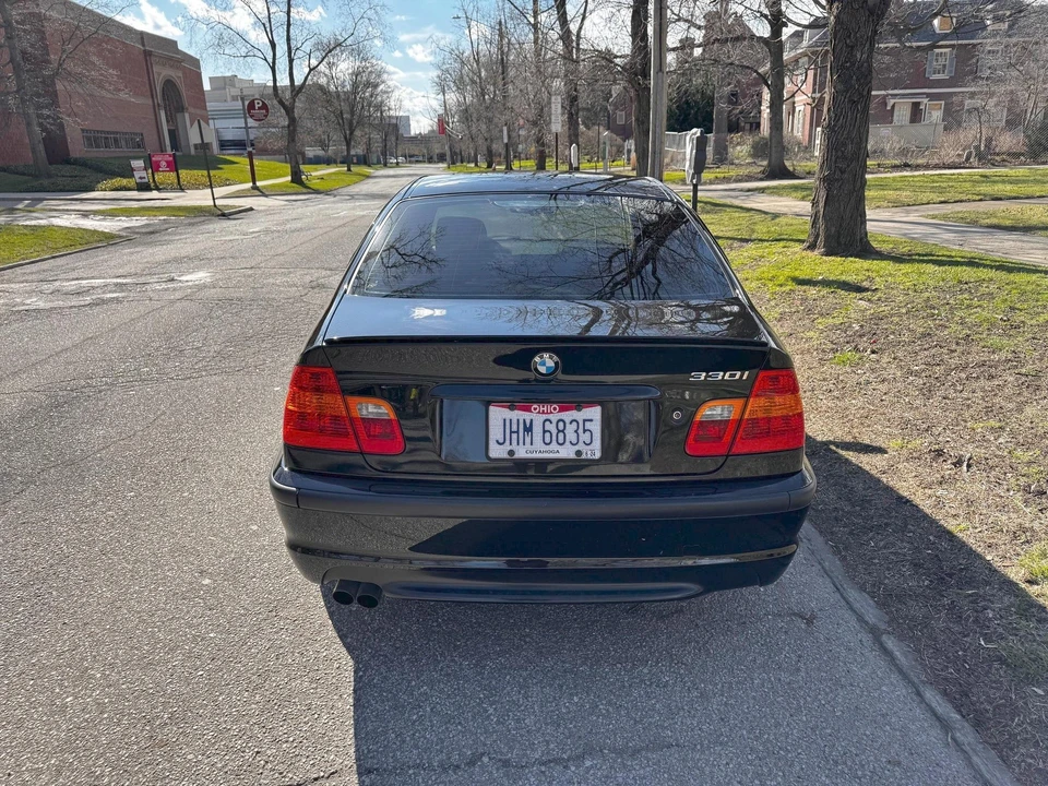 2004 BMW E46 330i & 330Ci - Image 11 of 31