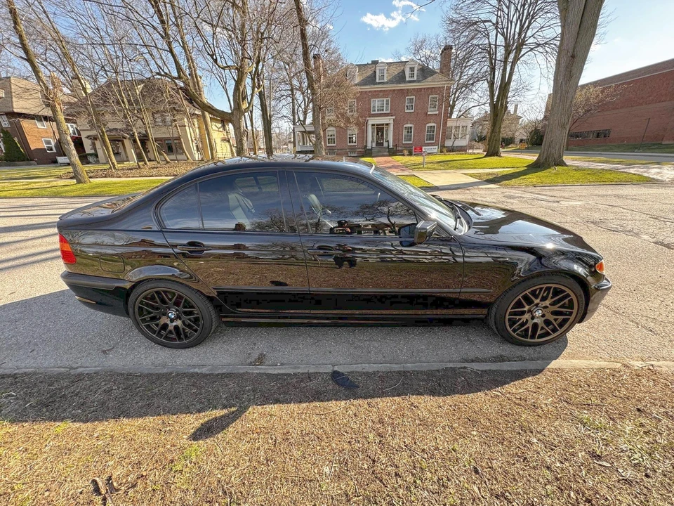 2004 BMW E46 330i & 330Ci - Image 13 of 31