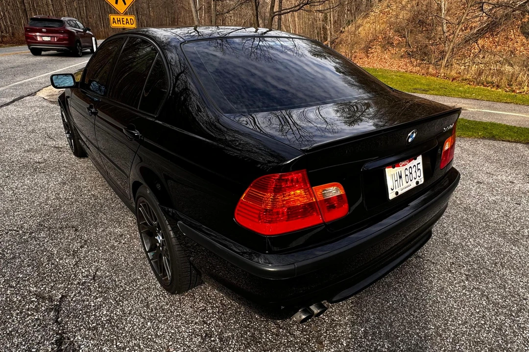 2004 BMW E46 330i & 330Ci - Image 5 of 31