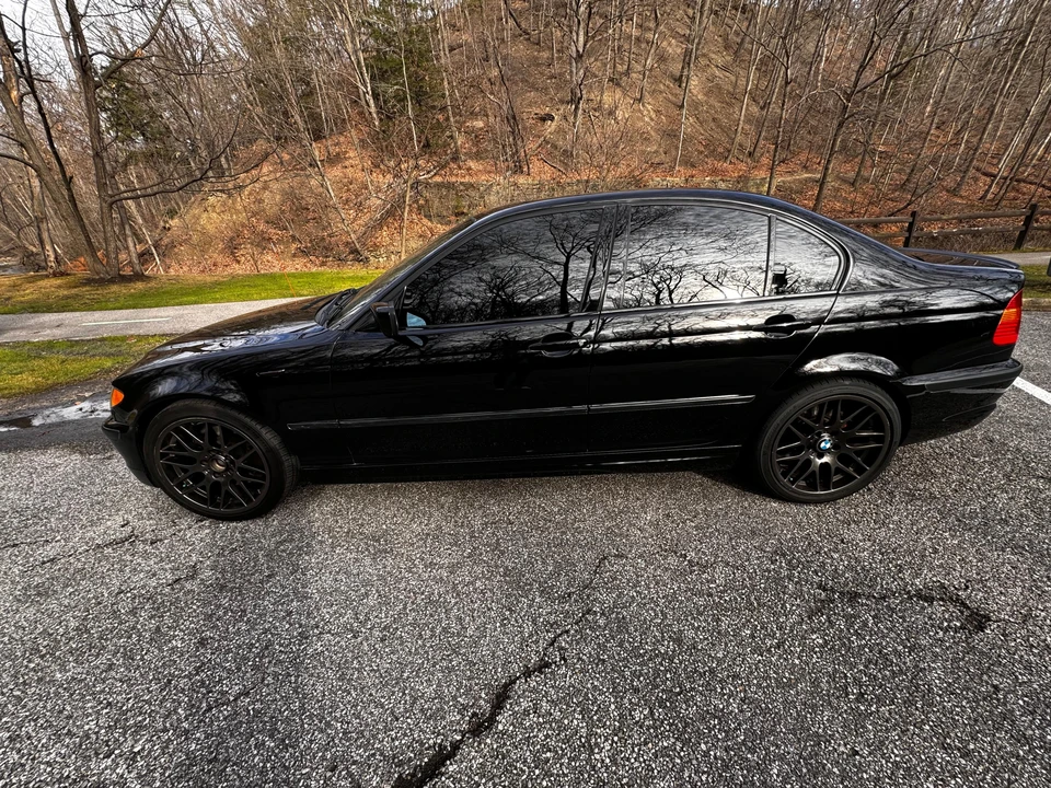 2004 BMW E46 330i & 330Ci - Image 8 of 31