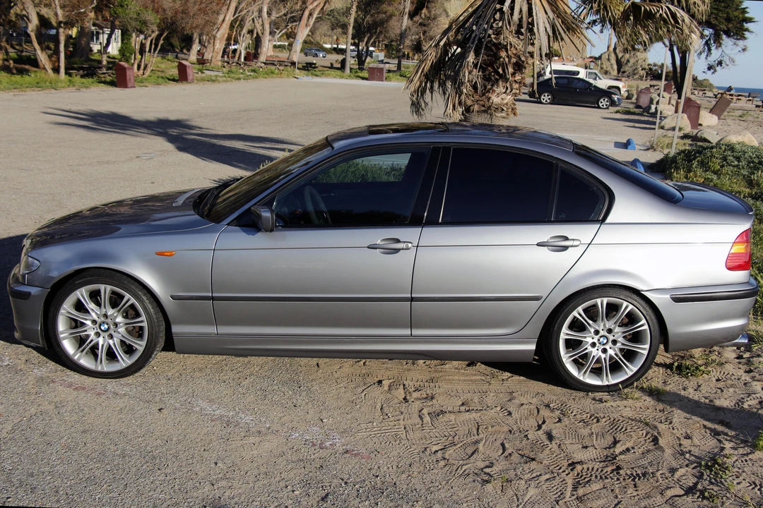 2004 BMW E46 330i & 330Ci - Image 3 of 31
