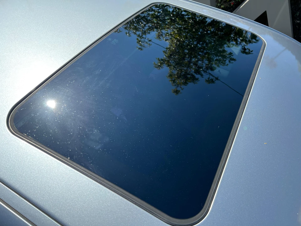 2004 BMW E46 330i & 330Ci - Image 19 of 31