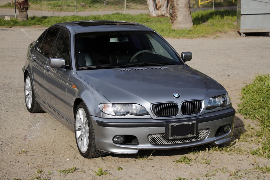 2004 BMW E46 330i & 330Ci - Image 10 of 31