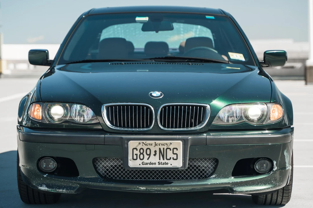 2004 BMW E46 330i & 330Ci - Image 2 of 31