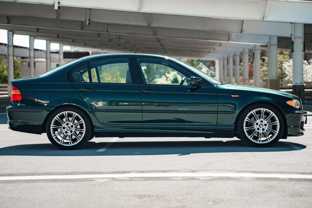 2004 BMW E46 330i & 330Ci - Image 3 of 31