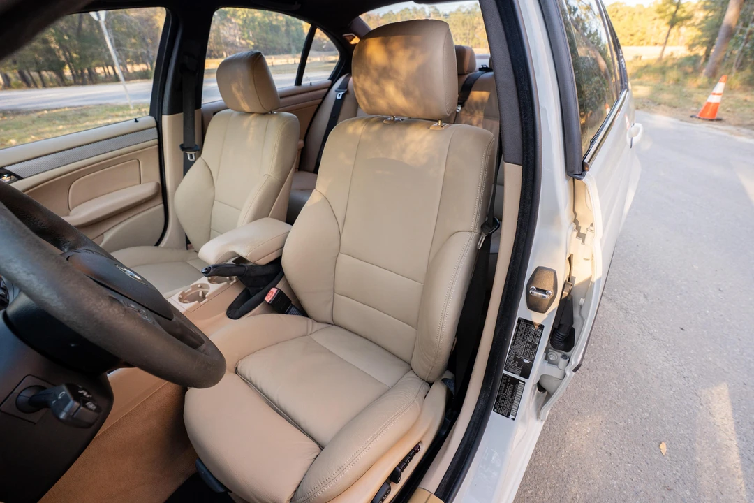 2004 BMW E46 330i & 330Ci - Image 24 of 31