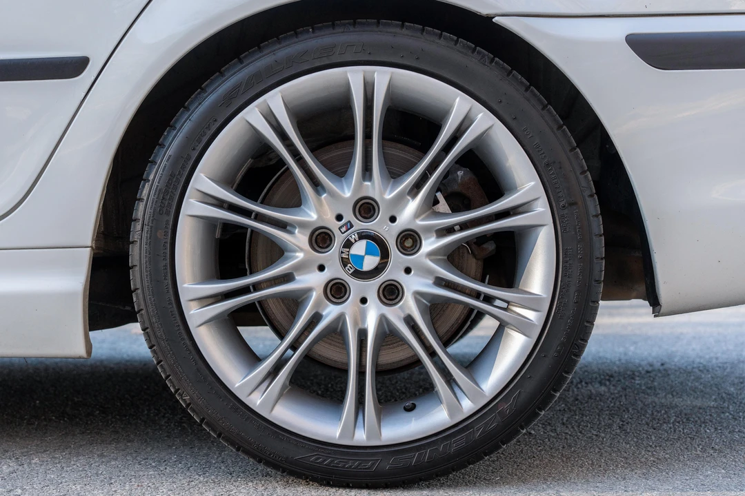 2004 BMW E46 330i & 330Ci - Image 20 of 31