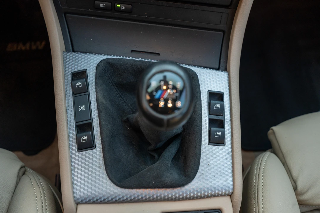 2004 BMW E46 330i & 330Ci - Image 25 of 31