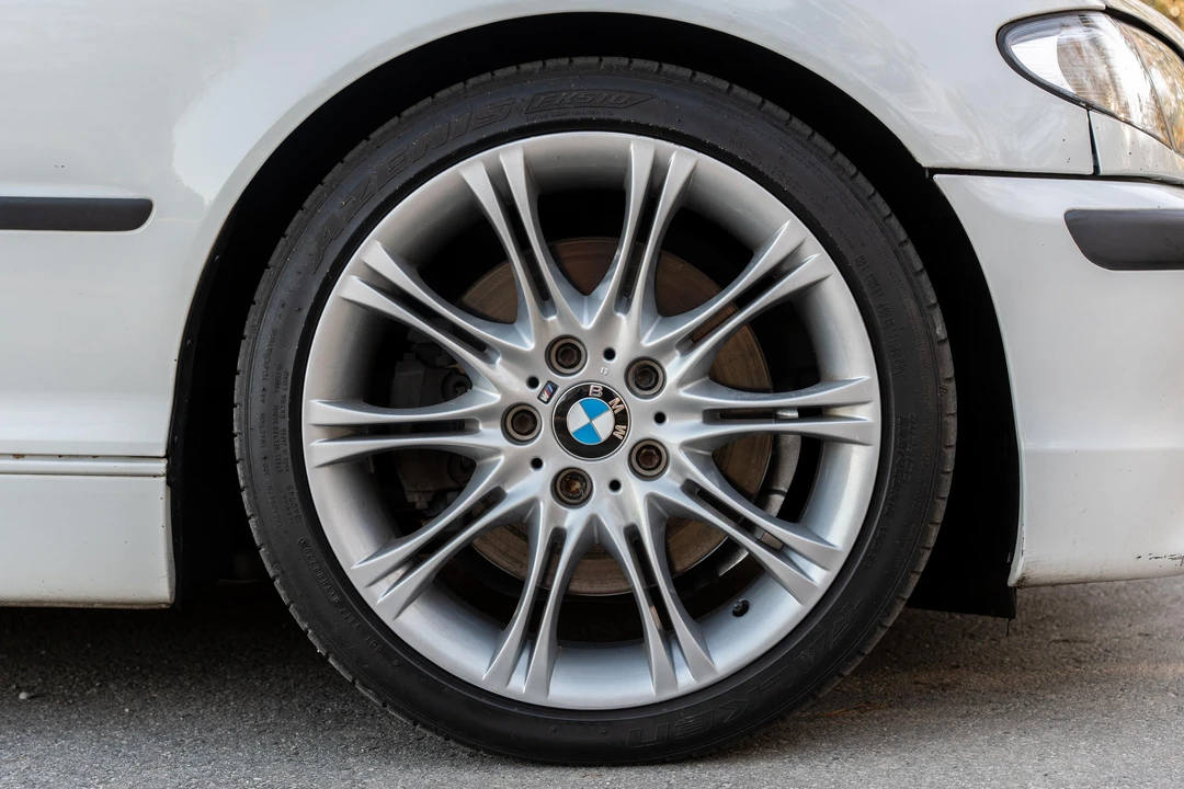 2004 BMW E46 330i & 330Ci - Image 22 of 31
