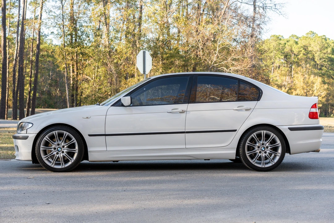 2004 BMW E46 330i & 330Ci - Image 3 of 31