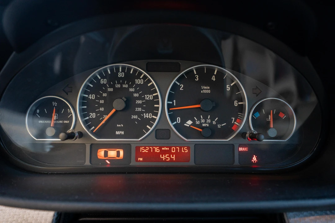 2004 BMW E46 330i & 330Ci - Image 26 of 31