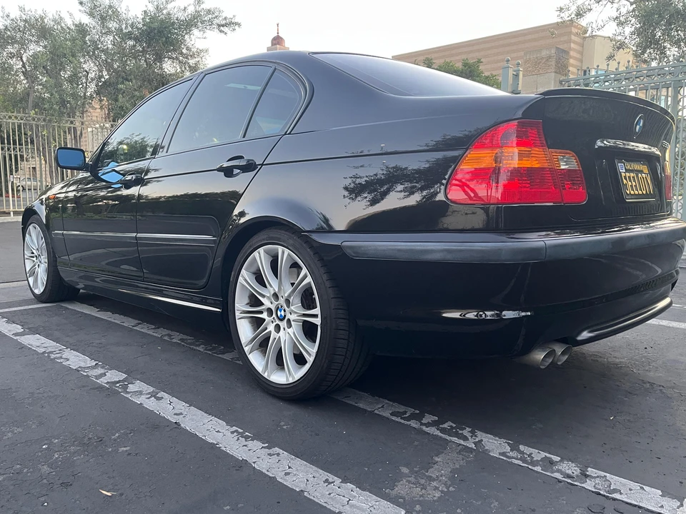 2004 BMW E46 330i & 330Ci - Image 13 of 31