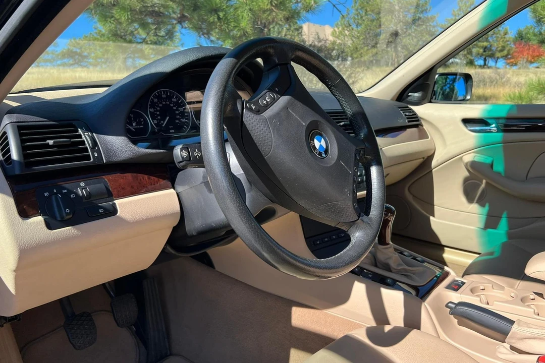 2004 BMW E46 330i & 330Ci - Image 30 of 31