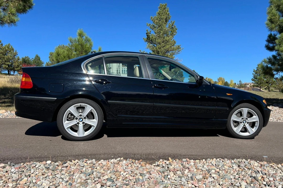 2004 BMW E46 330i & 330Ci - Image 3 of 31